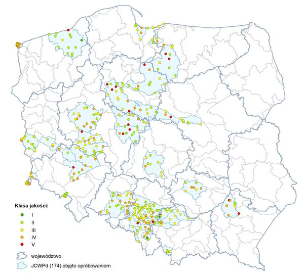 Mapa: Klasy jakości wód podziemnych w punktach monitoringu operacyjnego wg danych z 2025 roku – numeracja punktów wg ID Monitoring